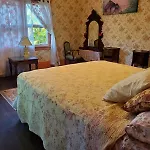 Manoa Valley Inn